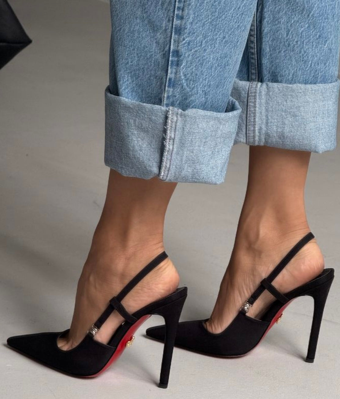 Classy Black 10cms Pump
